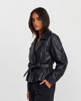 Amber | cropped trench coat