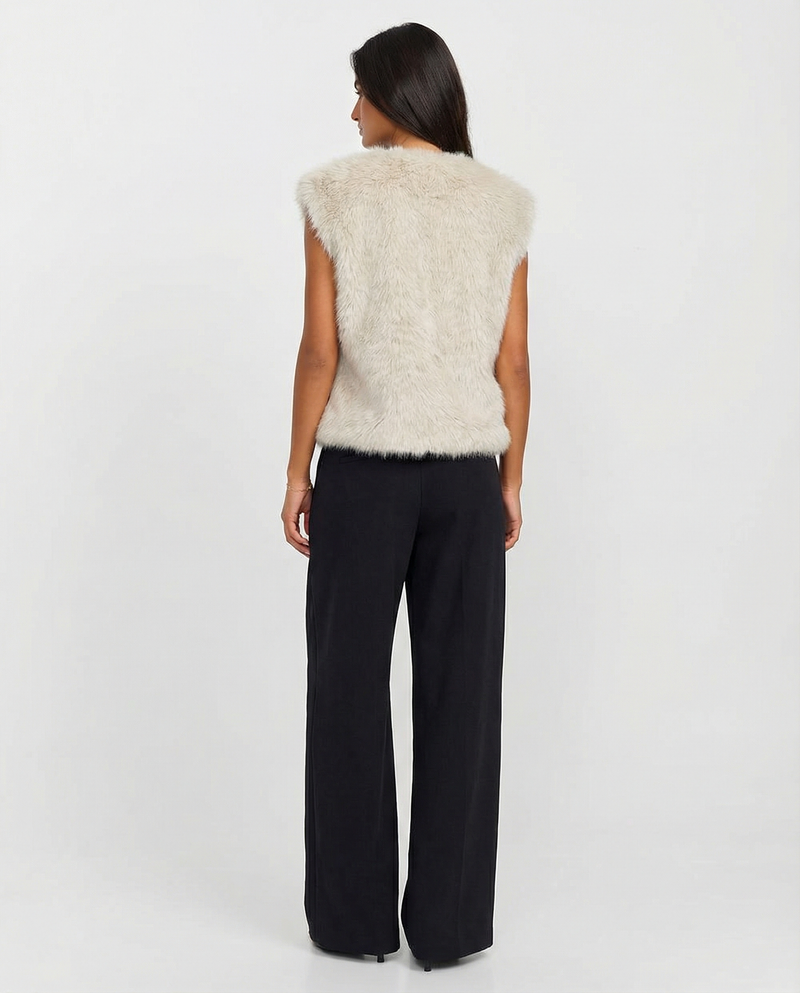 Hazel | cropped sweater vest